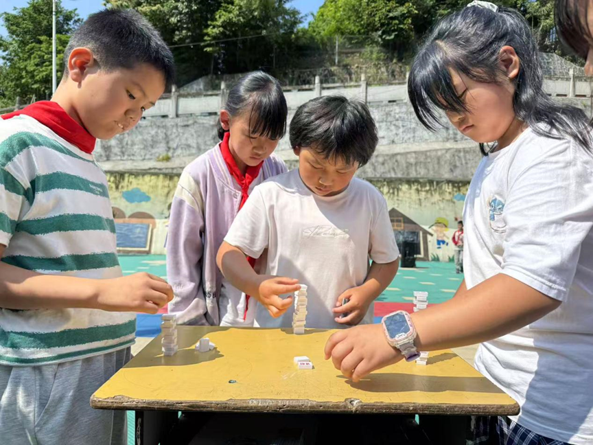 683962d43f06d.png 683962d43f06d.png